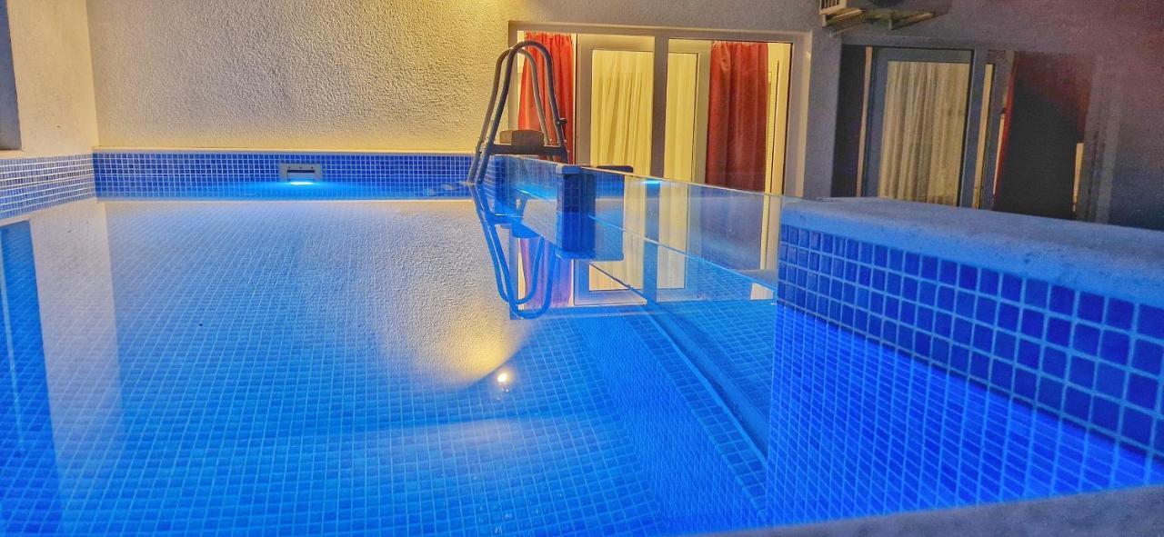 Luxury Apartment Maestral - Private Pool Split Exteriér fotografie